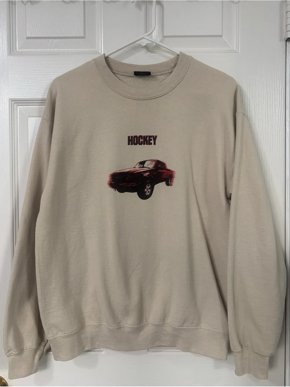 Hockey Beige Graphic Crewneck Sweatshirt - Men medium